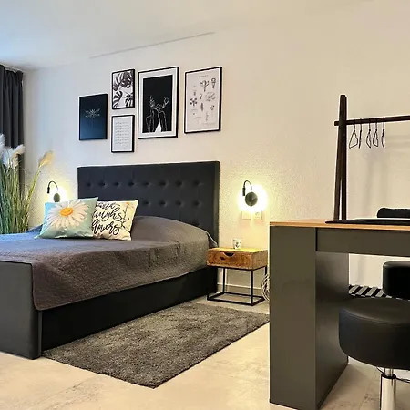 Stylish Studio In - Idyllic Retreat - Studio-06 Apartment *